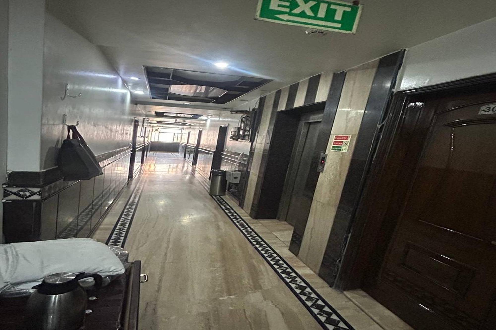 Hotel Today International New Delhi Exterior photo