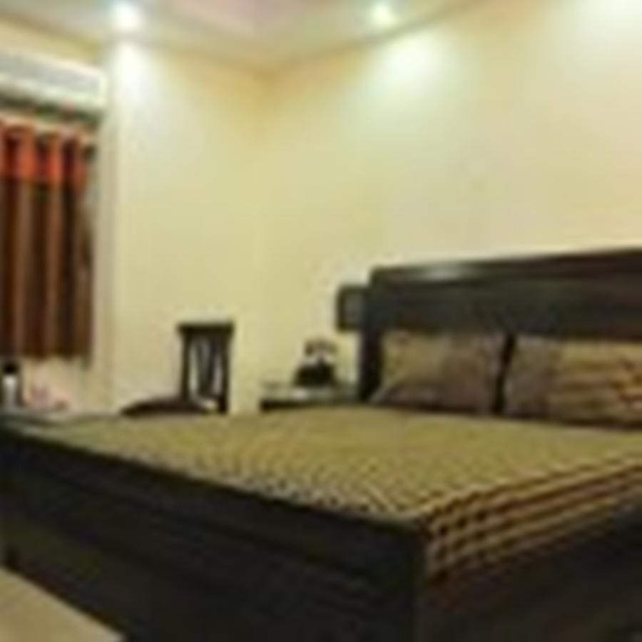 Hotel Today International New Delhi Exterior photo